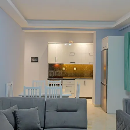 Apartment Bana Qeparo